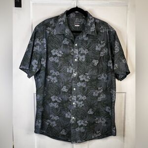 Van Heusen Dark Floral Button Down Short Sleeve Shirt 17-17.5 32/33